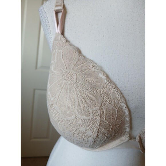 Victoria's Secret Push-Up Bra Size 38DD padded underwire Beige Lace - Picture 4 of 8